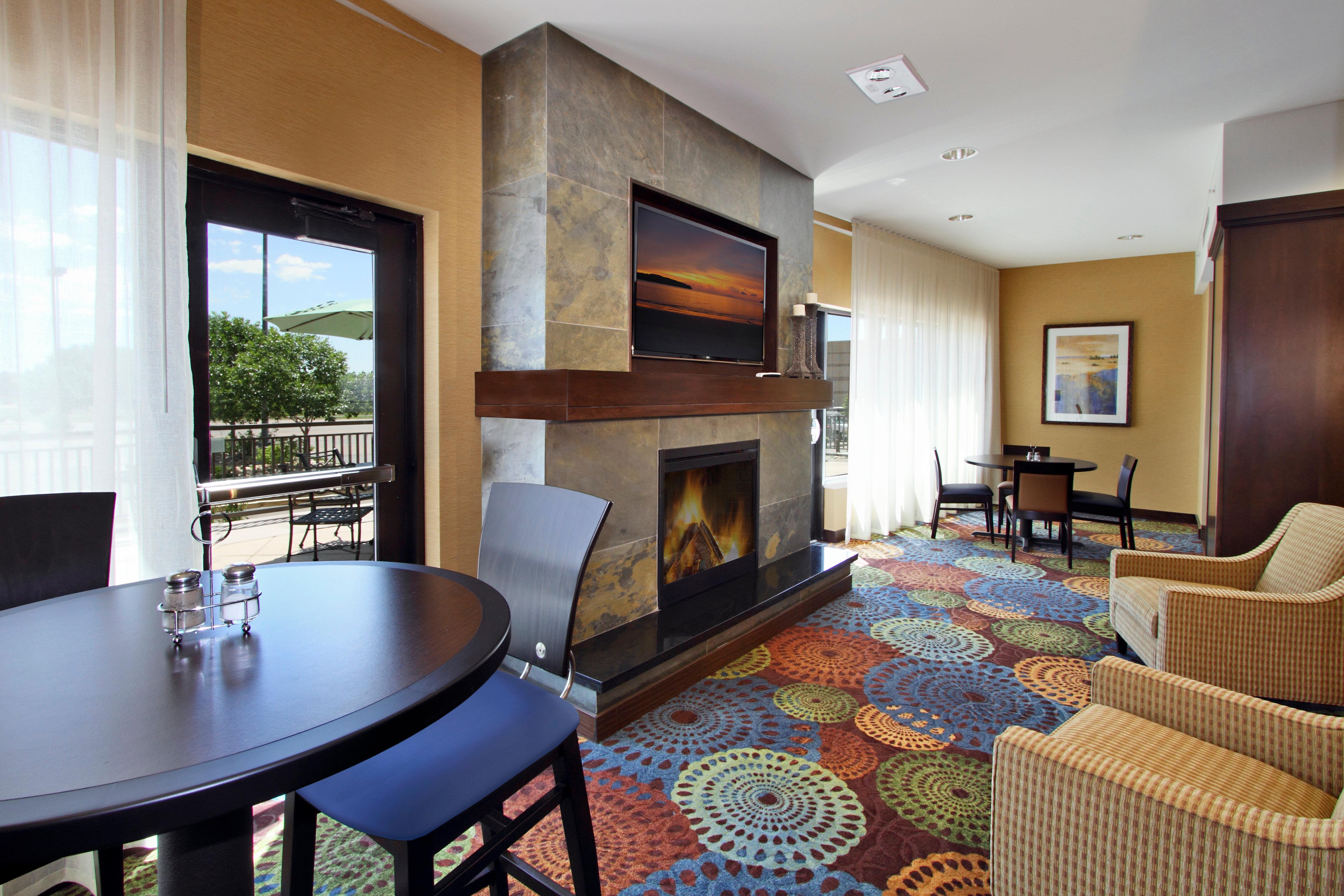 Holiday Inn Express - Colorado Springs - First & Main, An Ihg Hotel מראה חיצוני תמונה